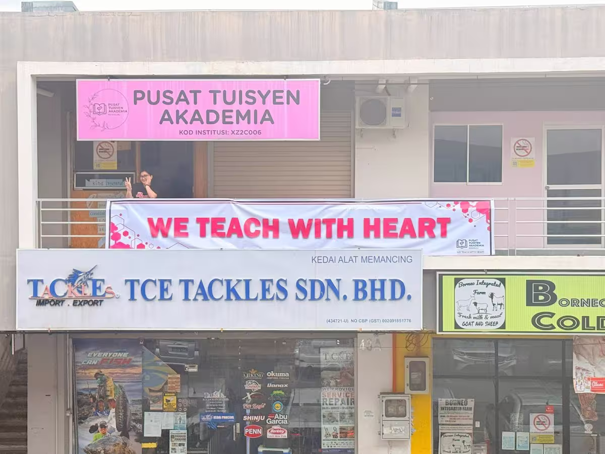 Gambar PUSAT TUISYEN AKADEMIA, KENINGAU
