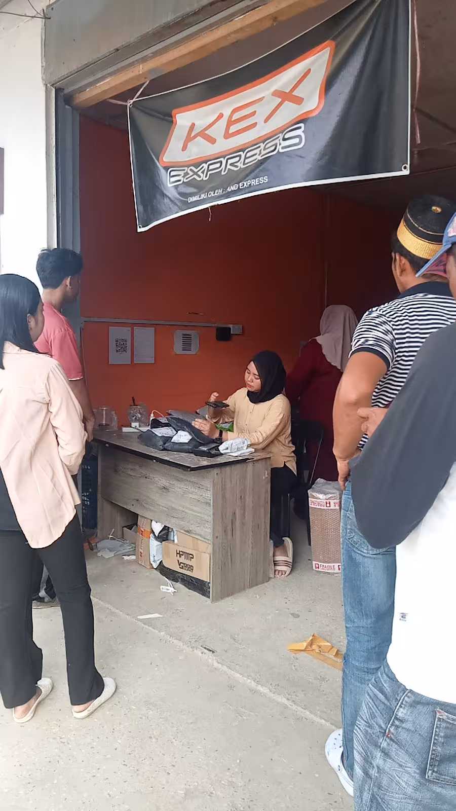 Gambar ABX EXPRESS SRI BUDIMAN