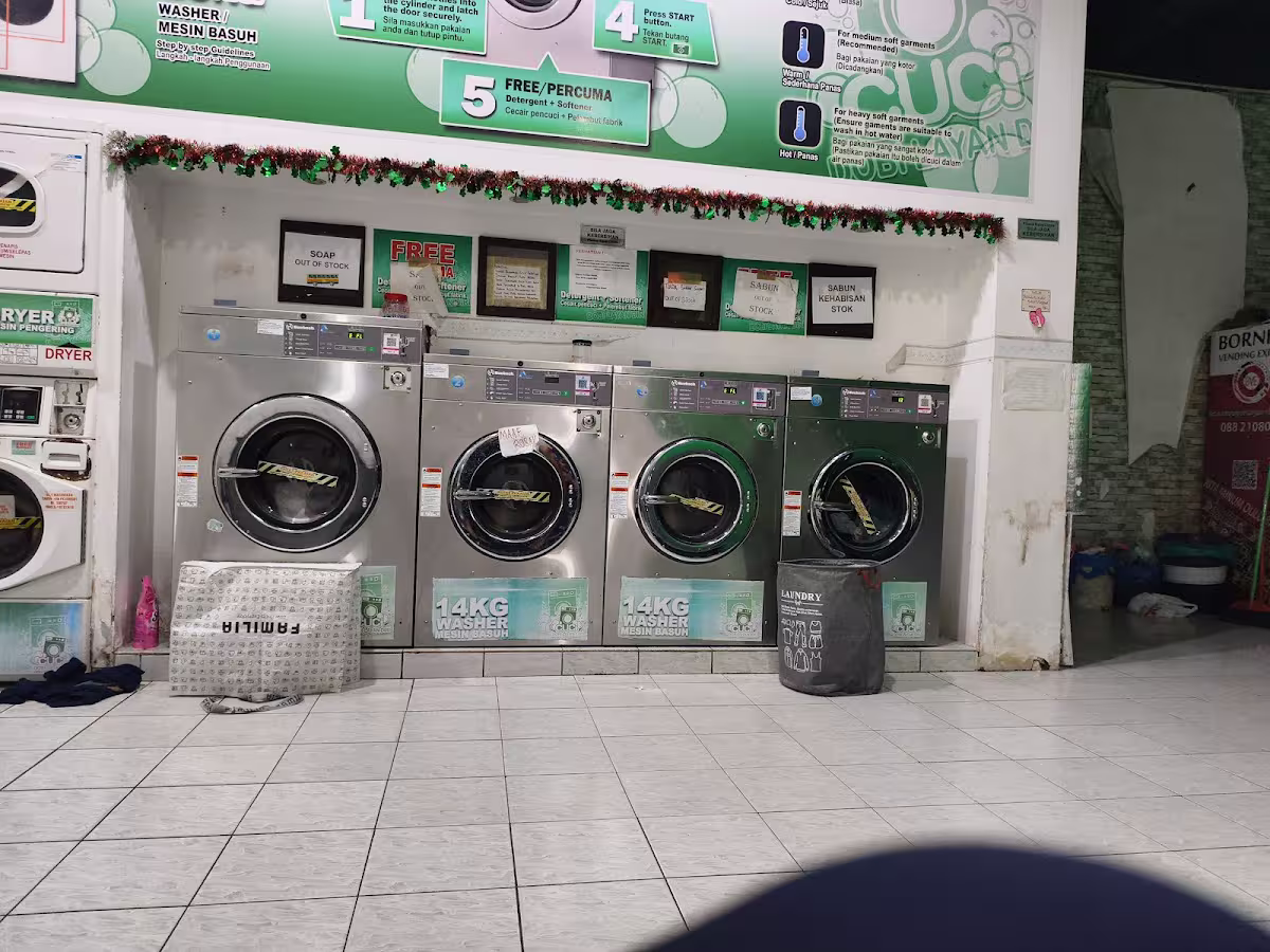 Gambar Dobi Cuci Layan Diri