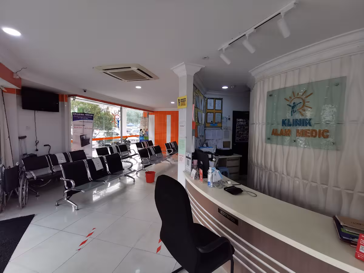 Gambar Klinik Alam Medic | Puncak Jalil